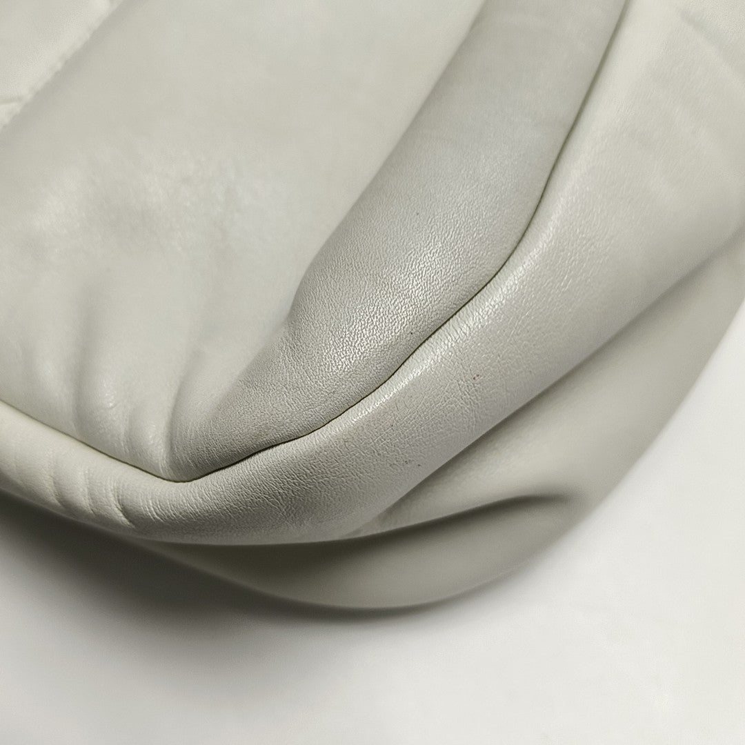 ON THE ROAD Quilted Calfskin White