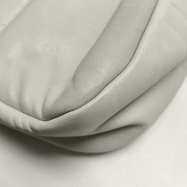 ON THE ROAD Quilted Calfskin White