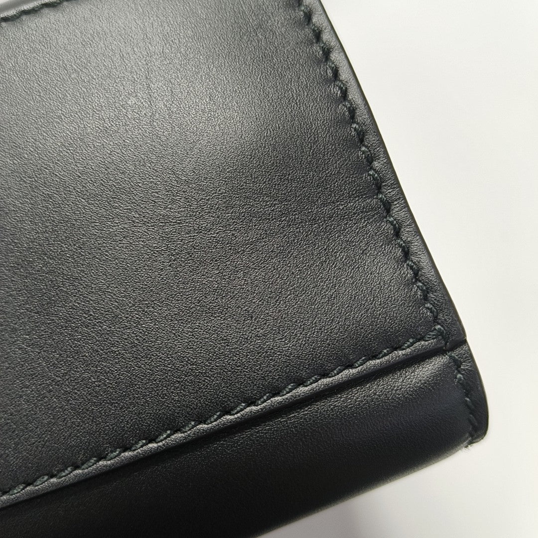 Nymphaea Calfskin Black