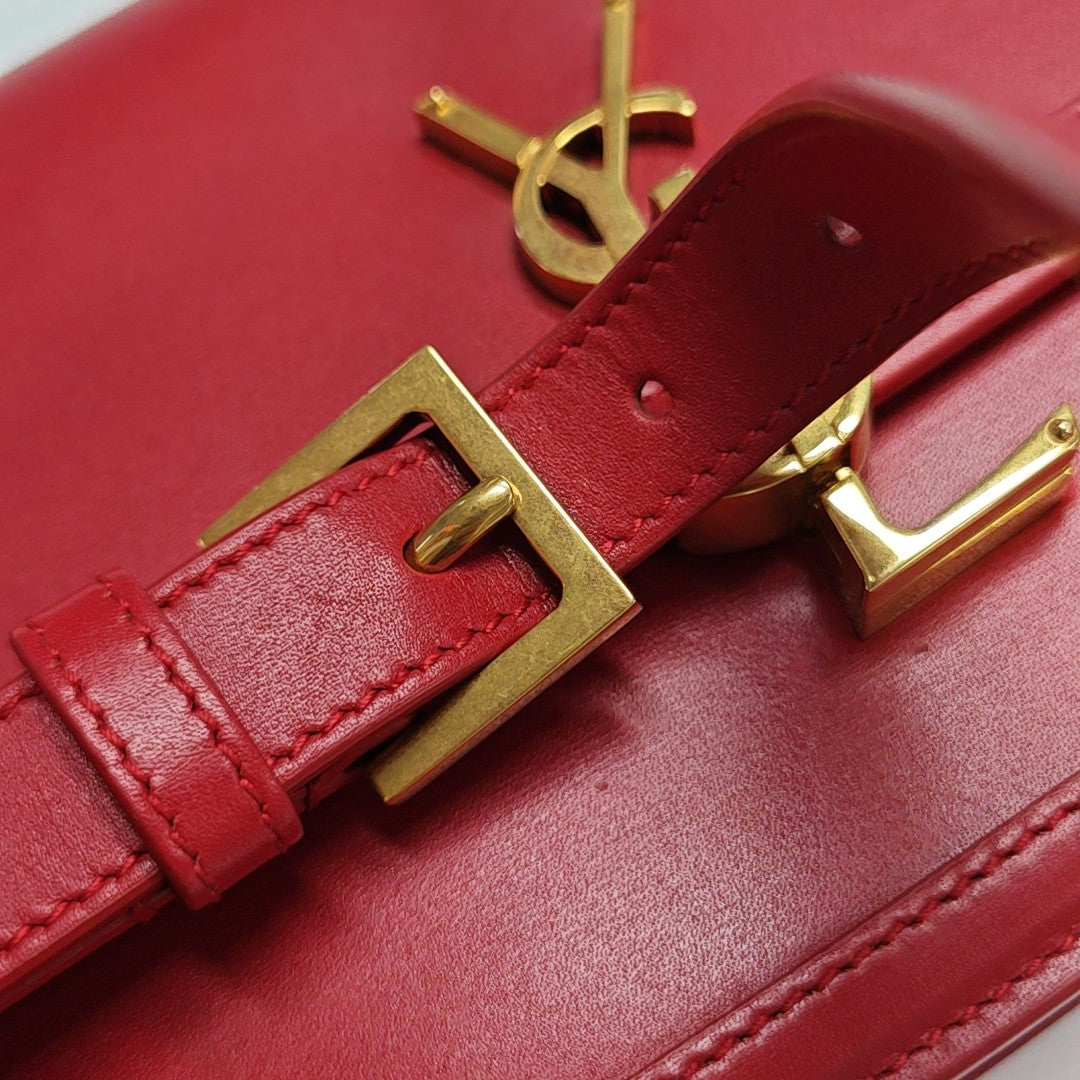 SOLFERINO Medium Calfskin Red