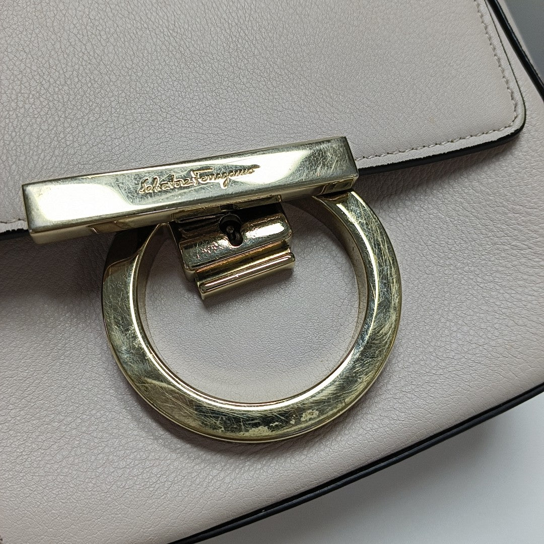 Gancino Calfskin Beige