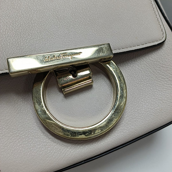 Gancino Calfskin Beige