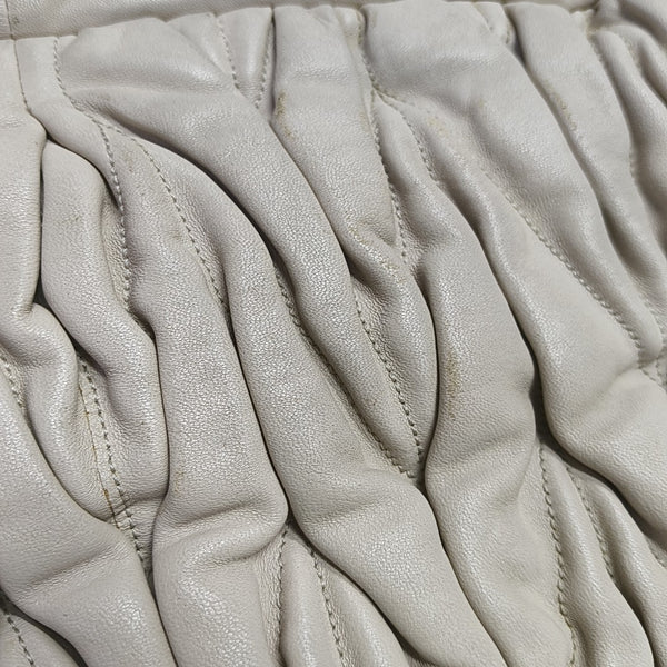Miu Coffer Quilted Lambskin Beige