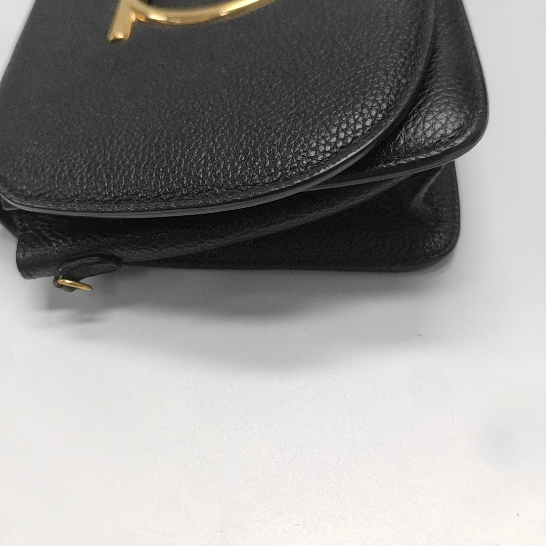 Gancini Calfskin Black