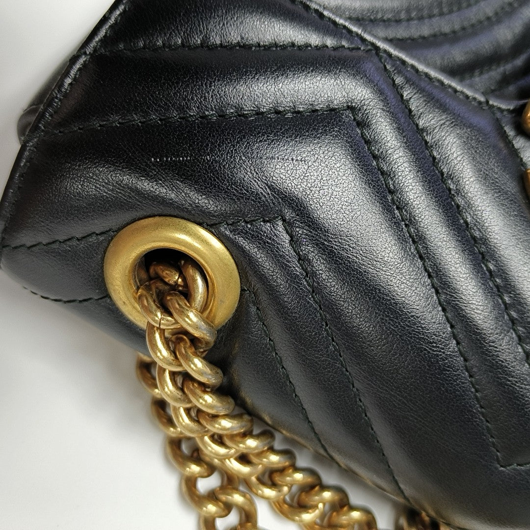 GG Marmont Small Quilted Calfskin Black