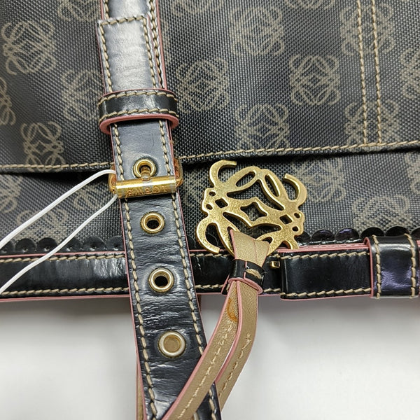 Coated Canvas Black
