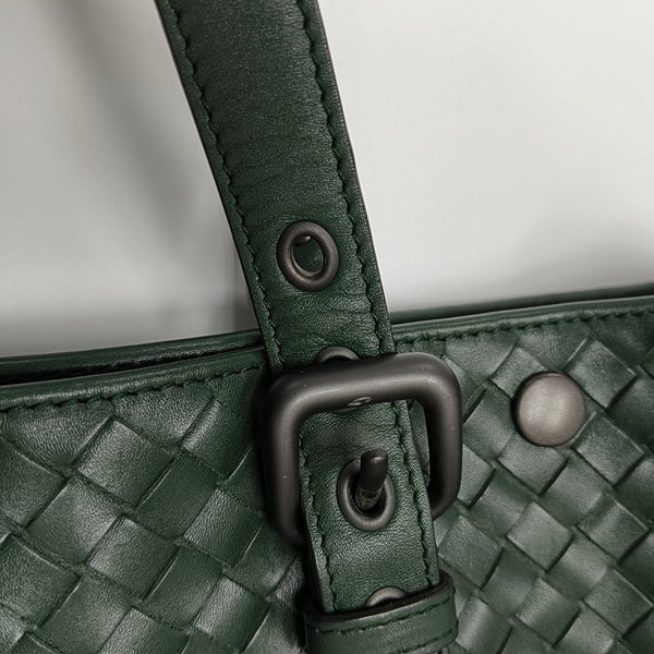 Calfskin Shoulder Bag Green