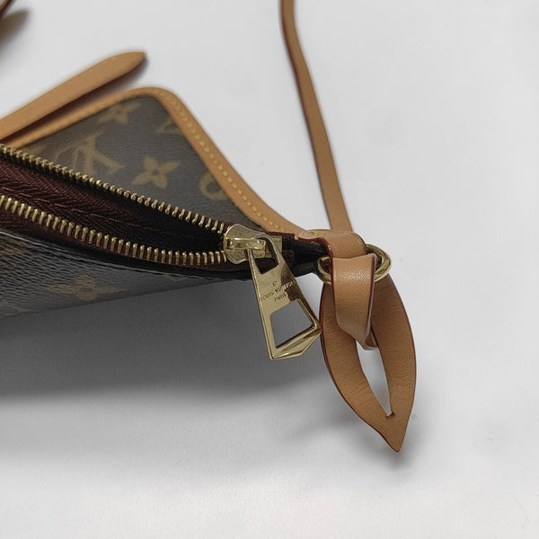 CARRYALL MM Monogram Coated Canvas Brown