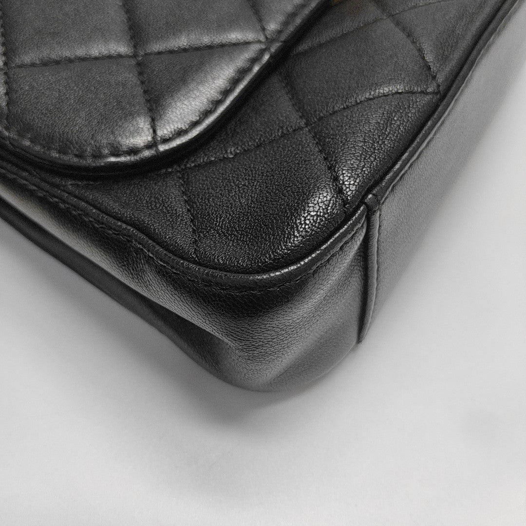 CHAIN INFINITY TOP HANDLE Quilted Lambskin Black