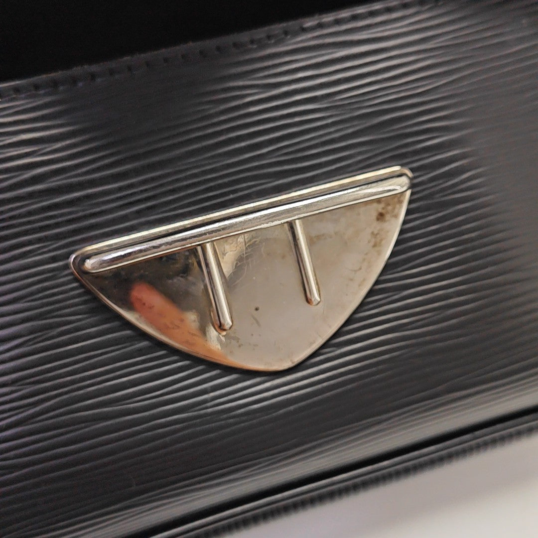 POCHETTE MONTAIGNE Epi Black