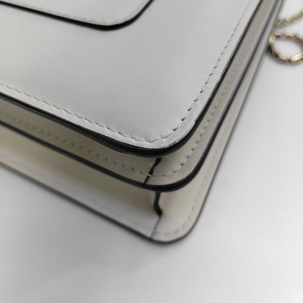 SERPENTI FOREVER Medium Calfskin Beige
