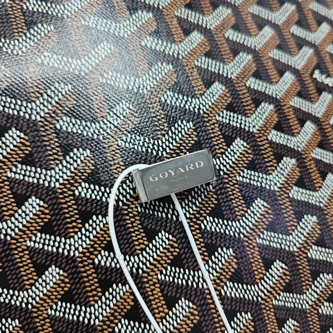 Belvedere Coated Canvas Black