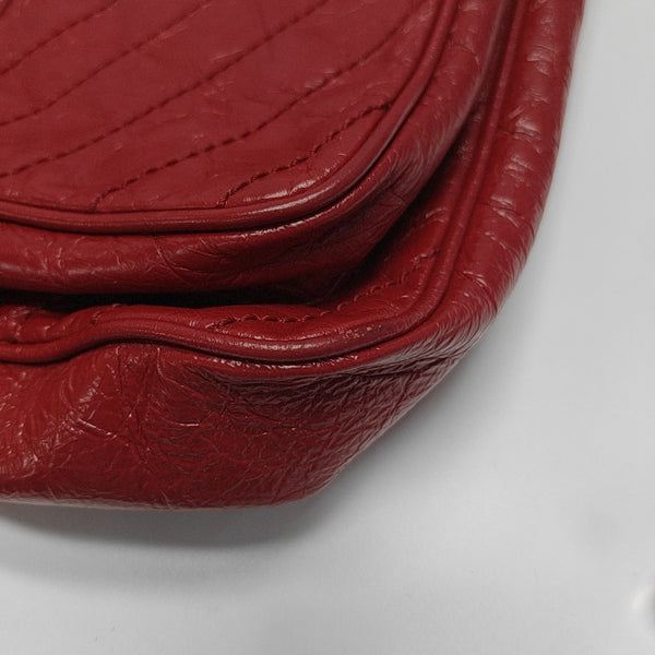 Authenticated pre-owned  NIKI Medium Quilted Calfskin Red - Shoulder Bag at Looply