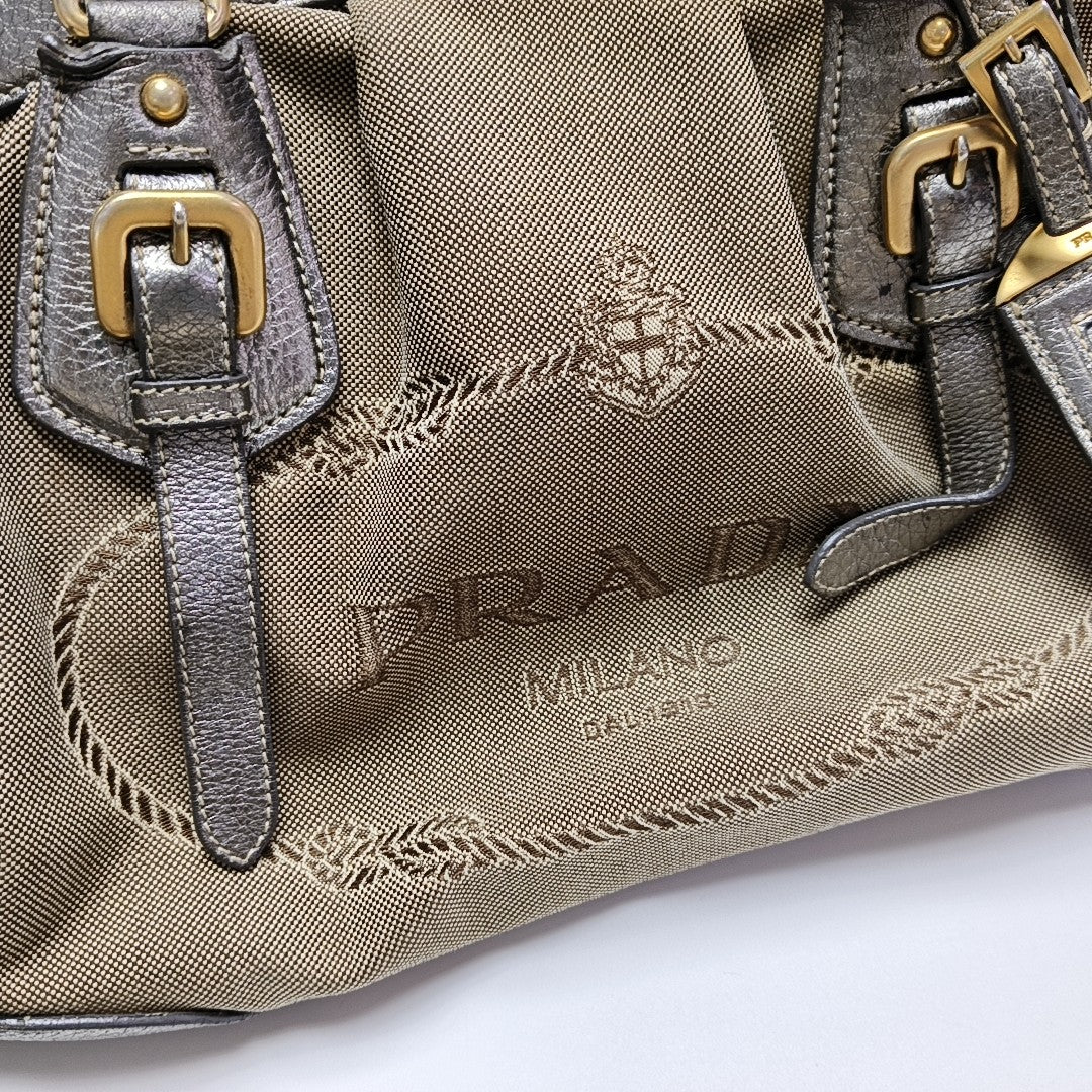 Canvas Brown