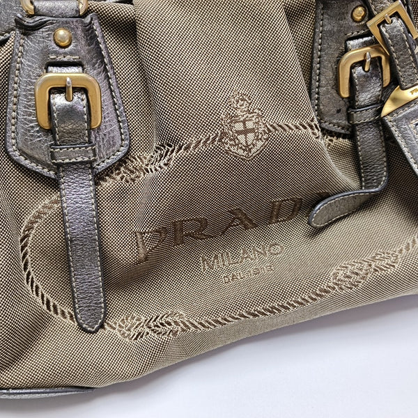 Canvas Brown