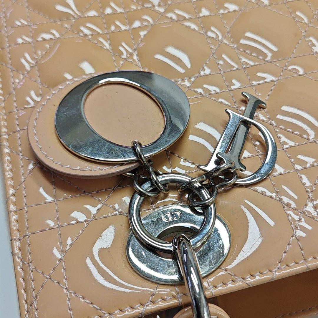 Lady Dior Medium Cannage Patent Leather Pink