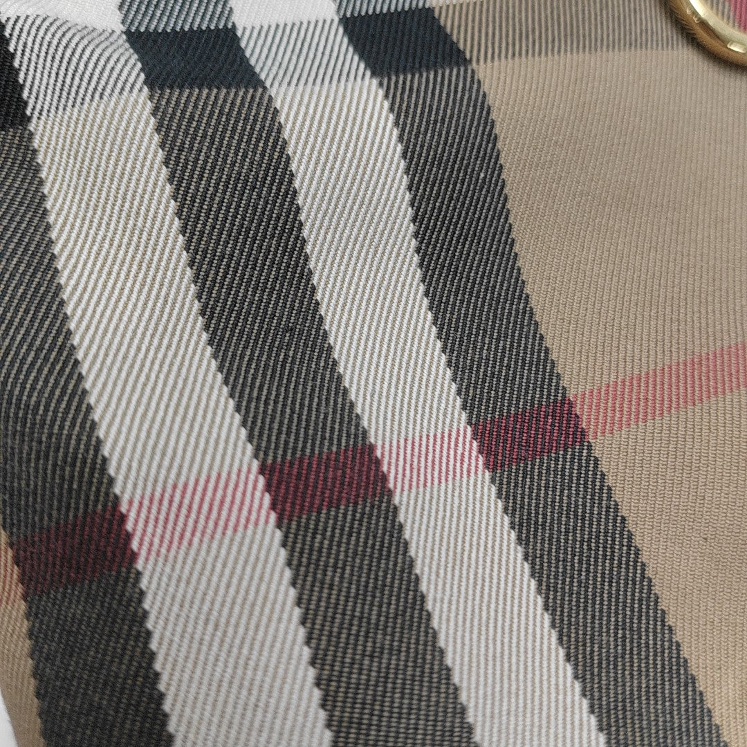 Canvas Brown