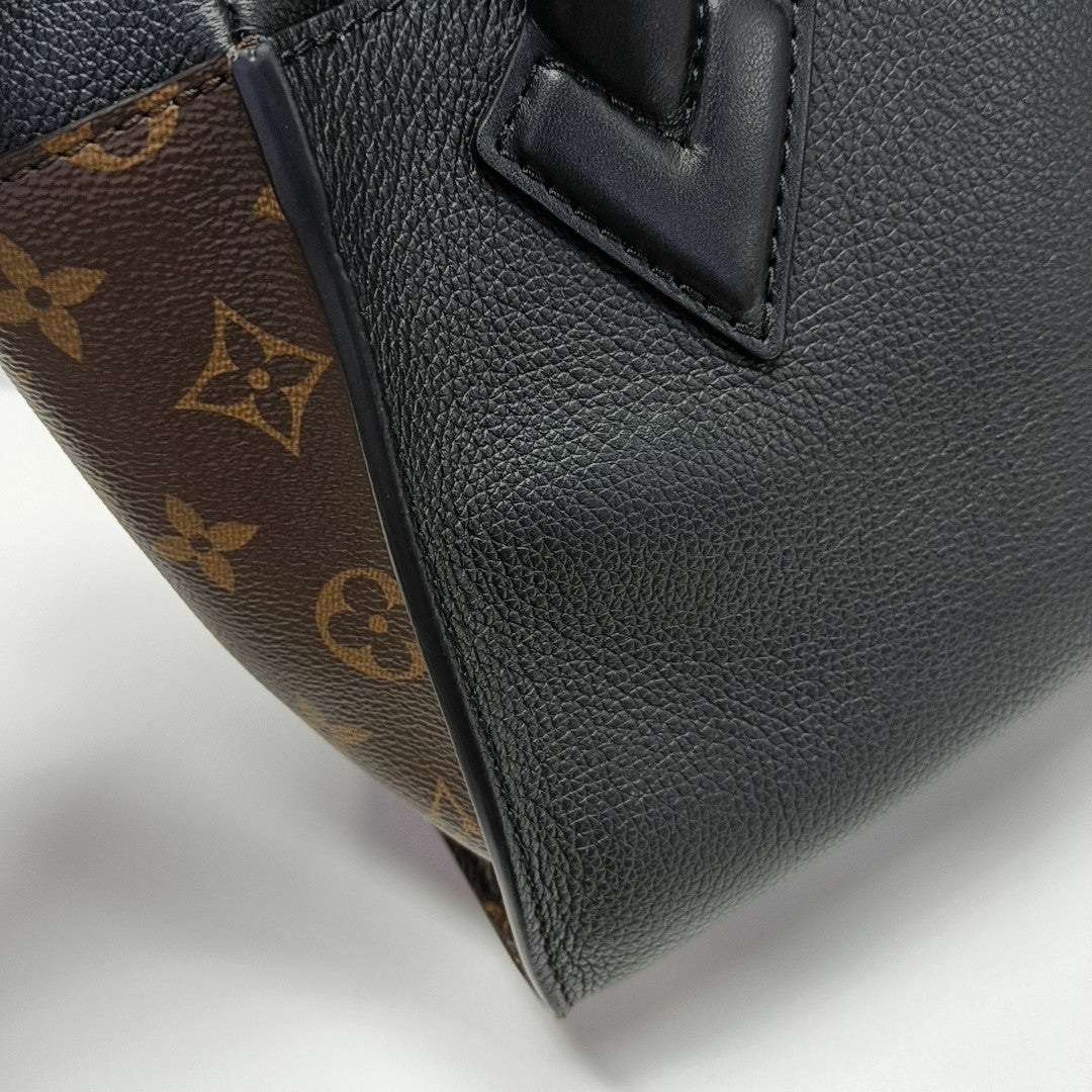 ON MY SIDE PM Monogram Calfskin Black