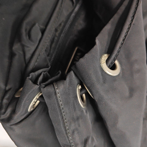 Vela Small Nylon Black