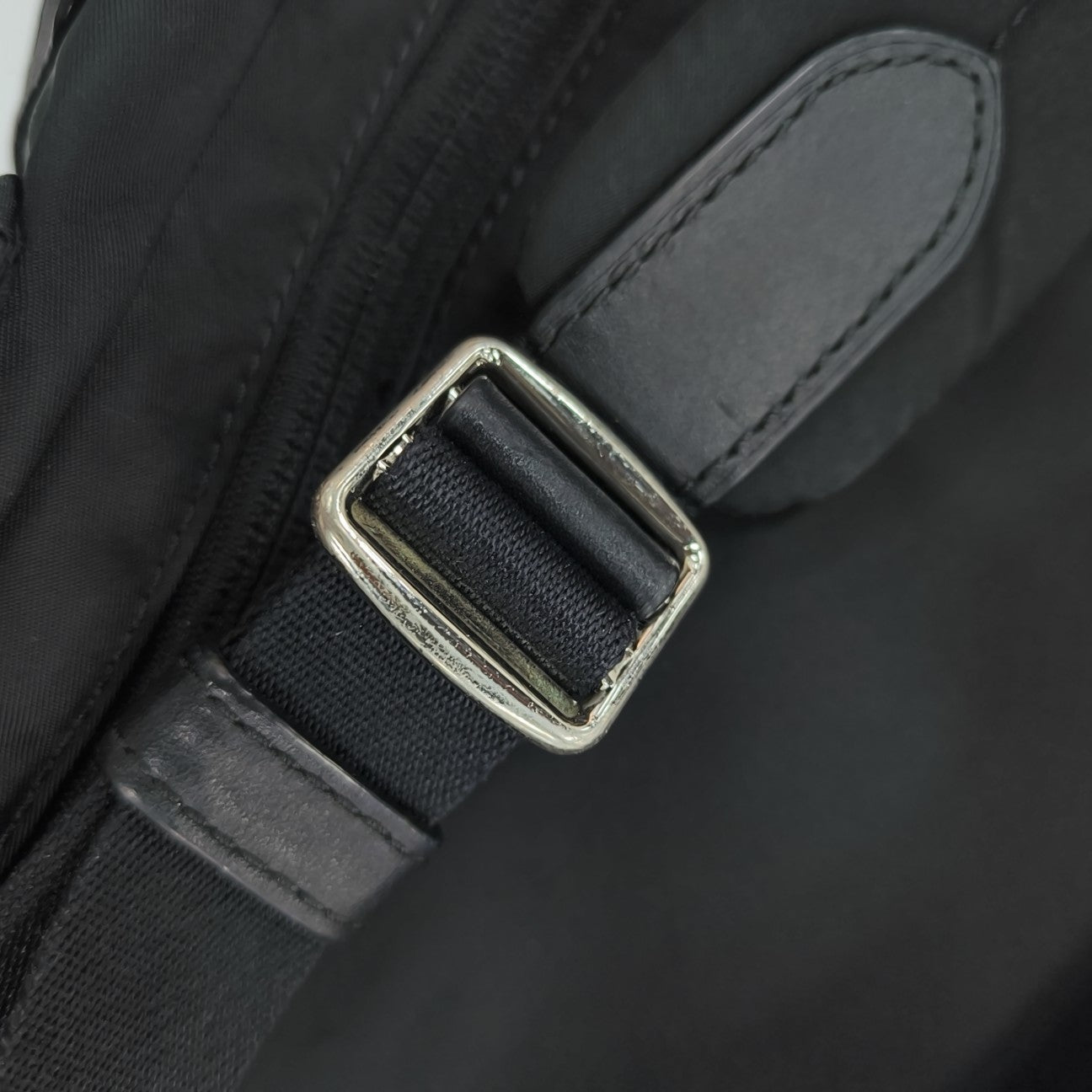 HITCH Nylon Black