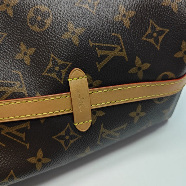 CARRYALL PM Monogram Coated Canvas Brown