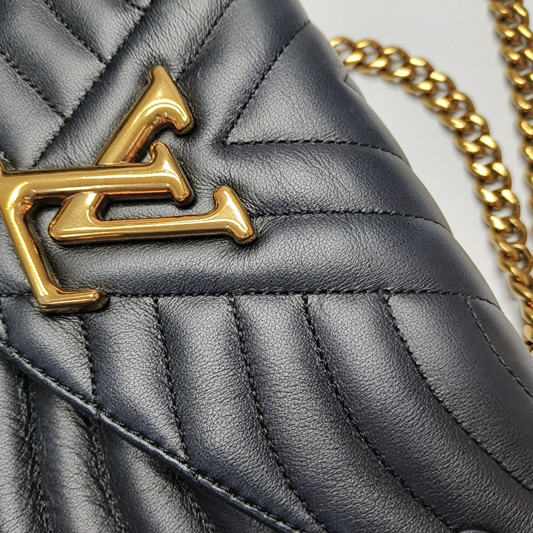 NEW WAVE MM Quilted Calfskin Black