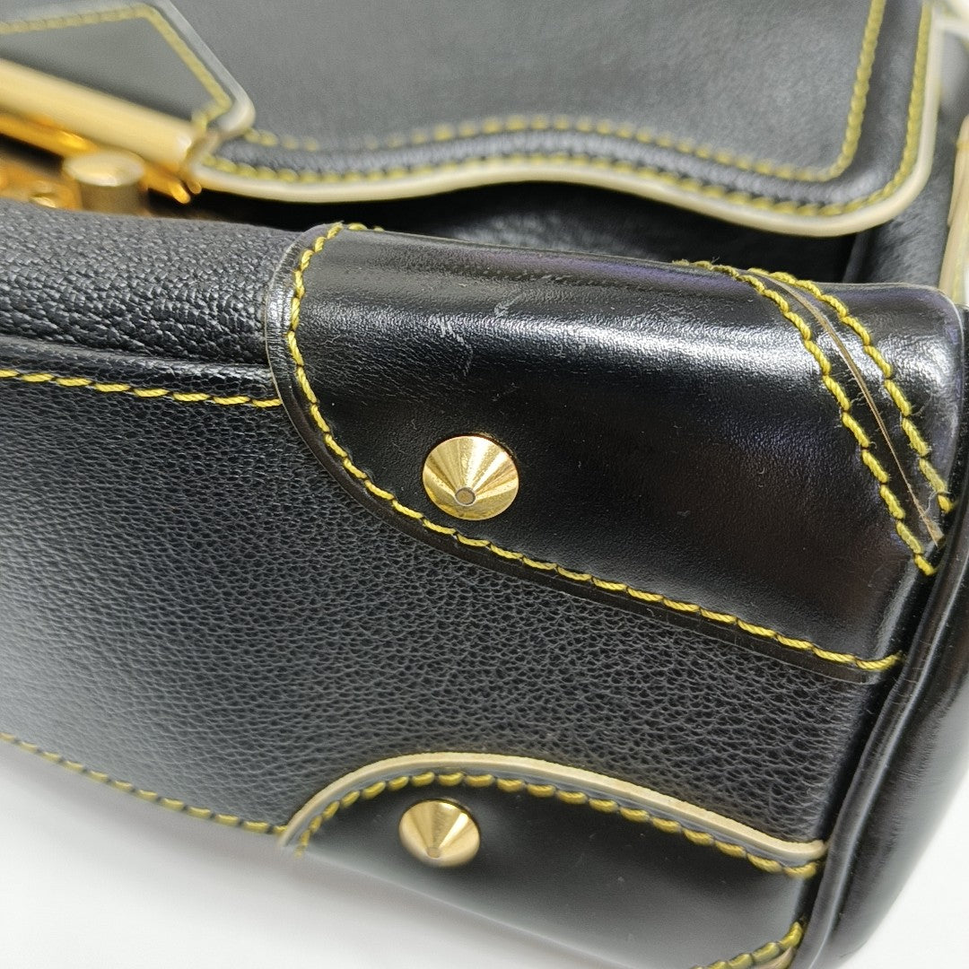 L'ESSENTIEL Calfskin Black