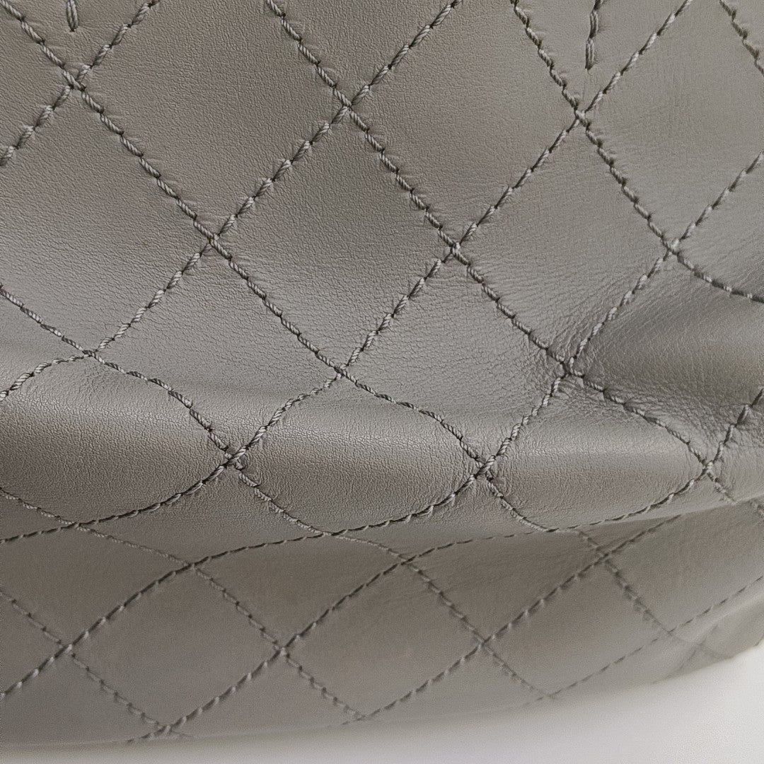 CC POCKET Quilted Calfskin Gray