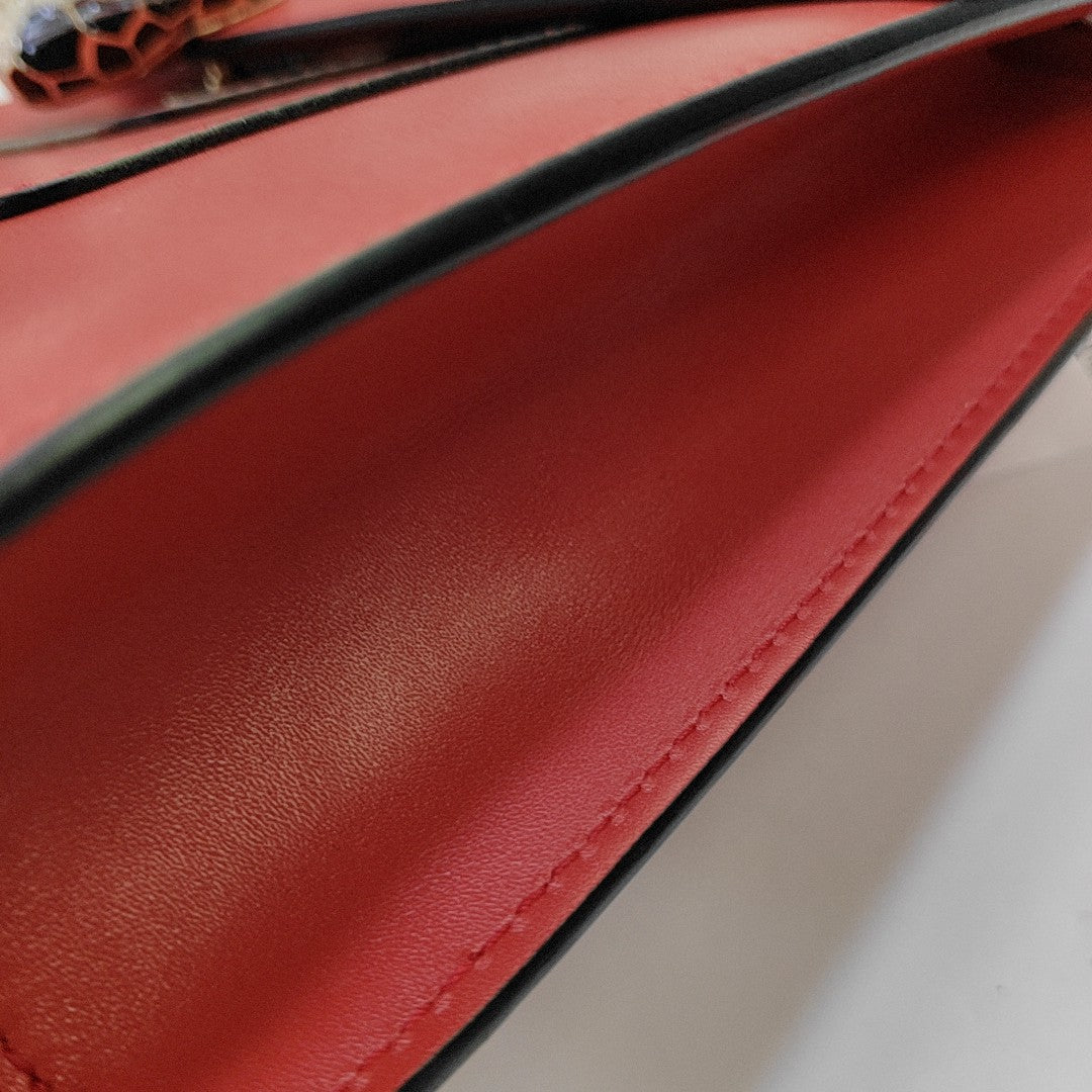 SERPENTI FOREVER Medium Calfskin Red