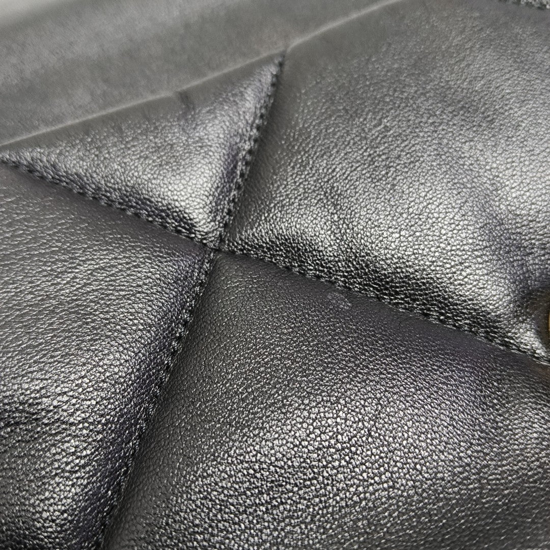 CHANEL 19 Small Quilted Lambskin Black