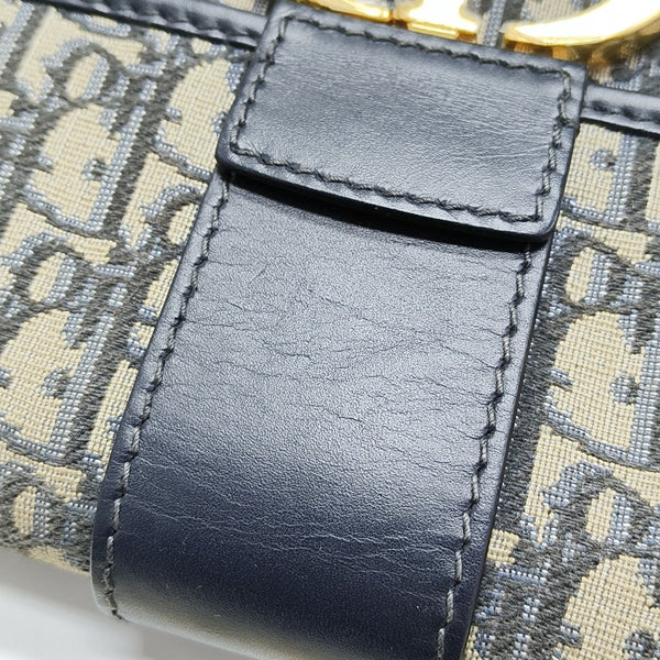 30 Montaigne Oblique Canvas Blue