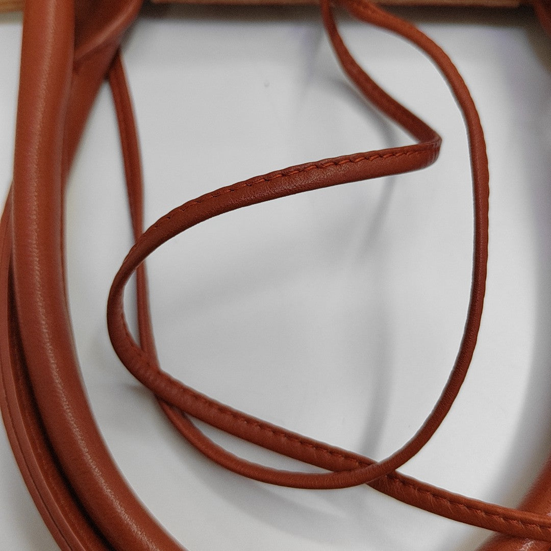 Arco Small Lambskin Red