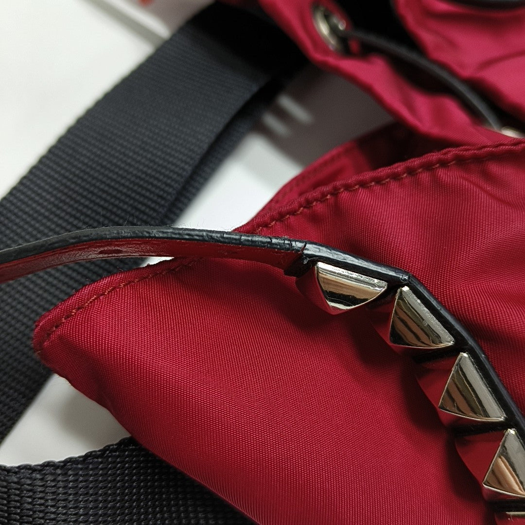 Black Nylon Nylon Red