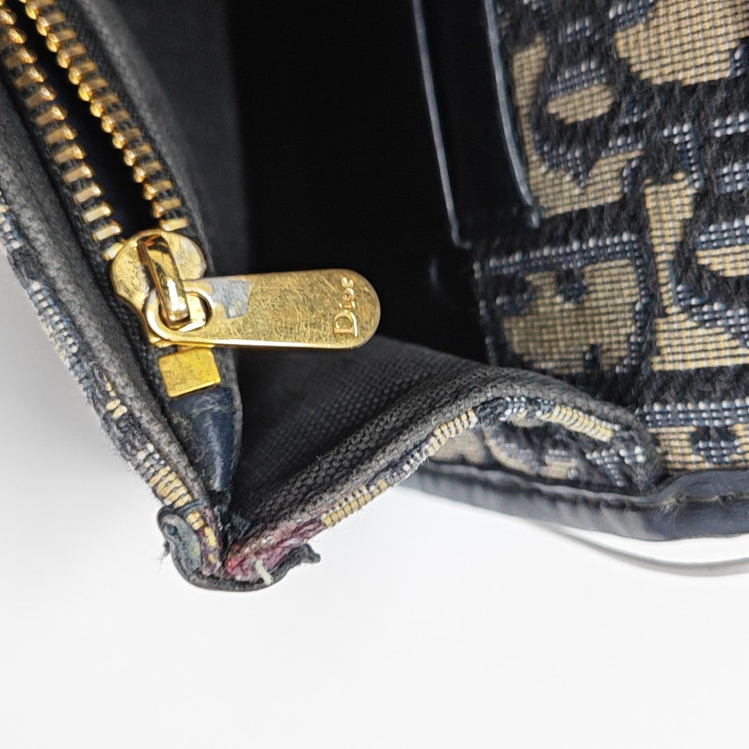 30 Montaigne Mini Oblique Canvas Blue