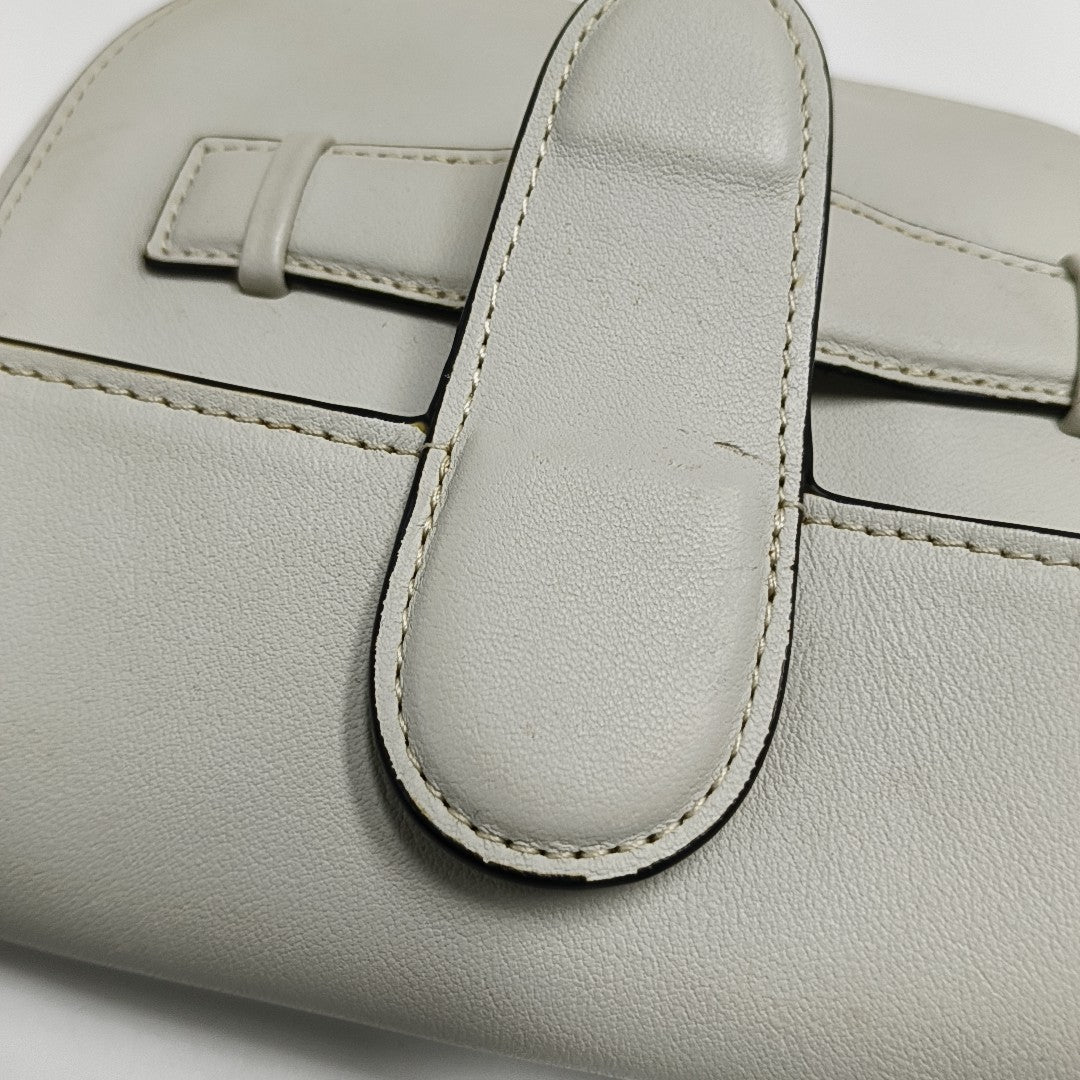 SYMMETRICAL Calfskin White
