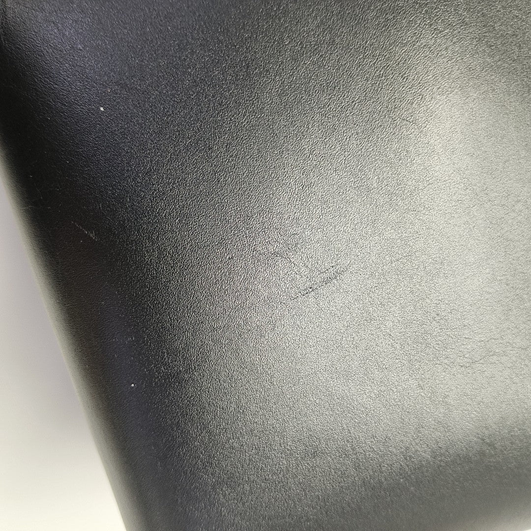 LE 37 Small Calfskin Black