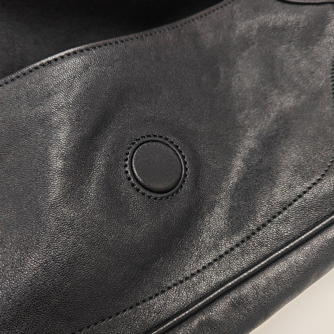 Arli Calfskin Black