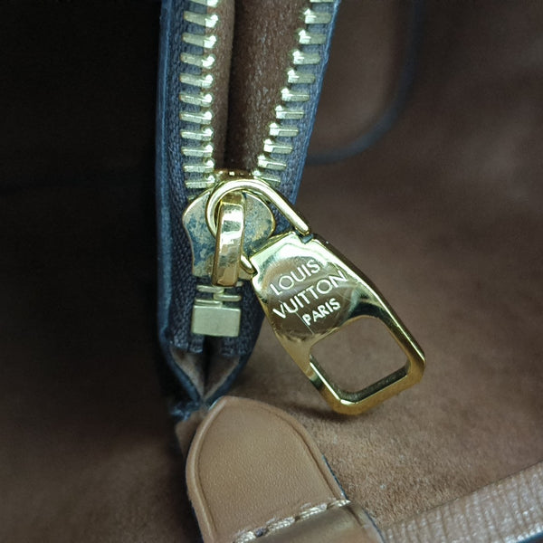 NÉONOÉ MM Monogram Coated Canvas Brown