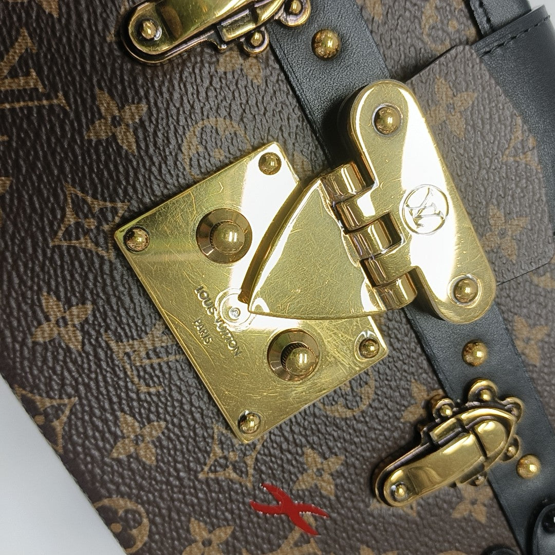 PETITE MALLE Monogram Coated Canvas Brown
