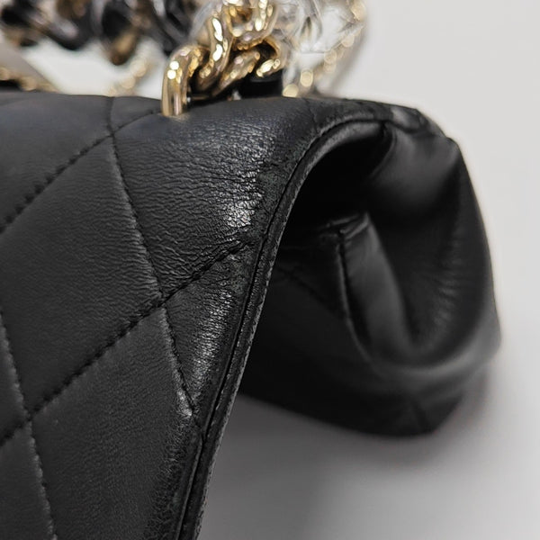 Quilted Lambskin Shoulder Bag Black