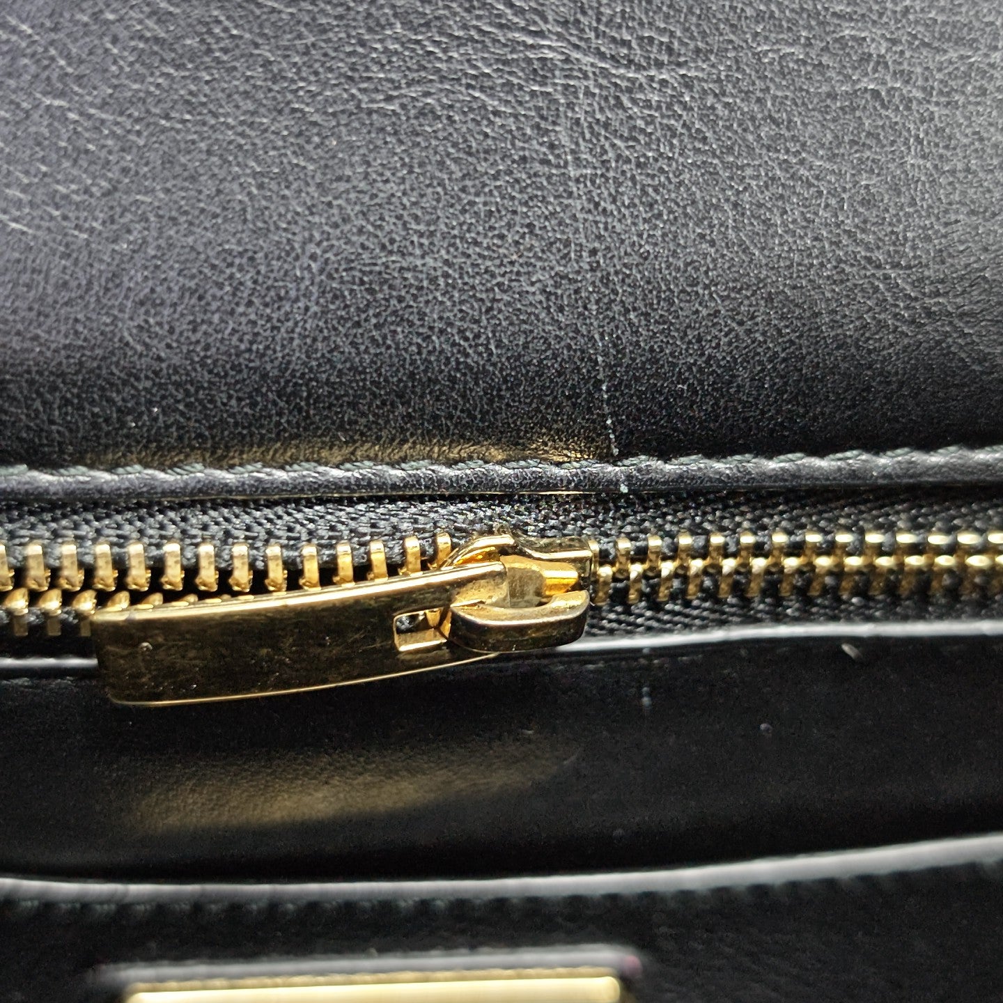 Calfskin Shoulder Bag Medium Black