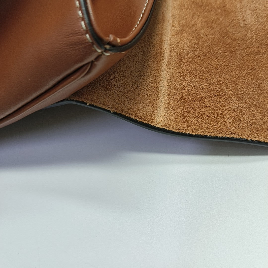 16 Large Calfskin Brown