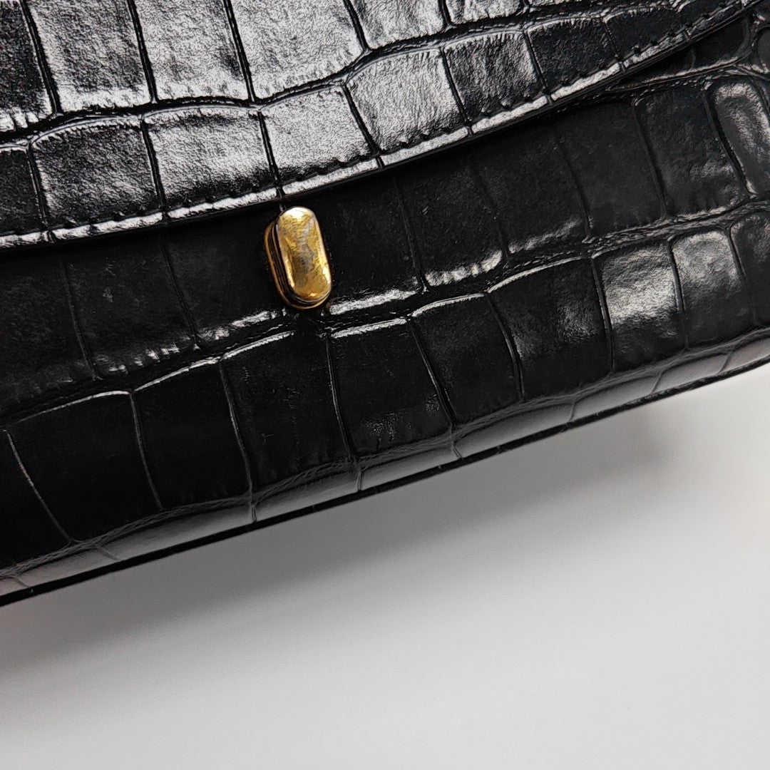 Sharp Calfskin Black