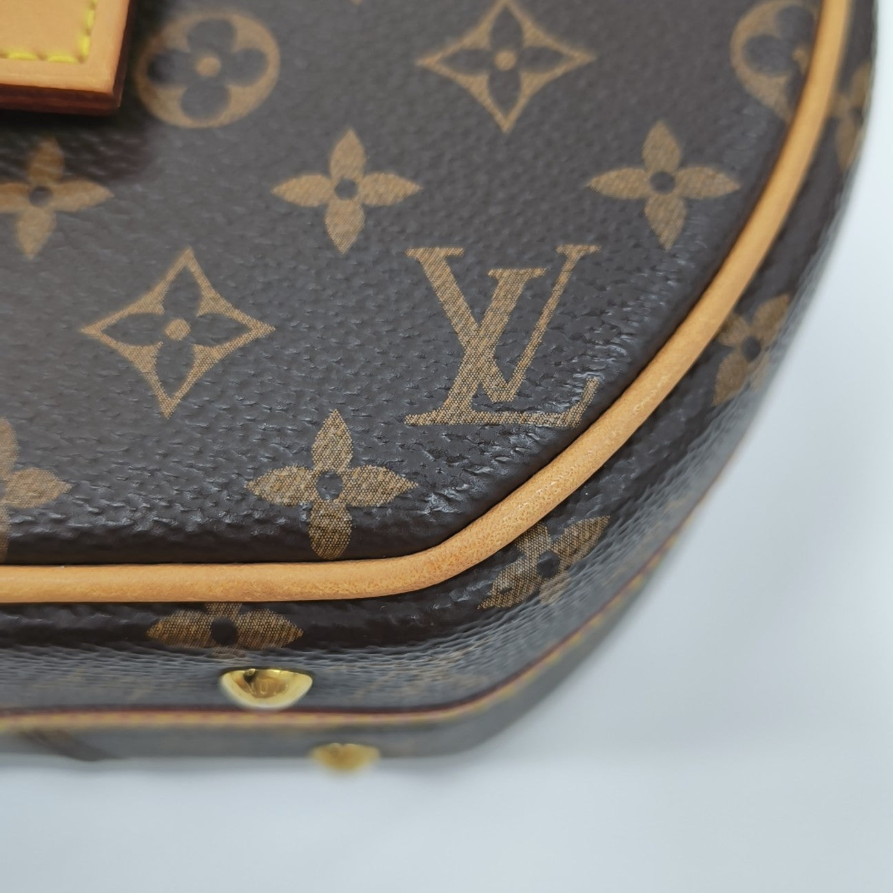 BOITE CHAPEAU PM Monogram Coated Canvas Brown