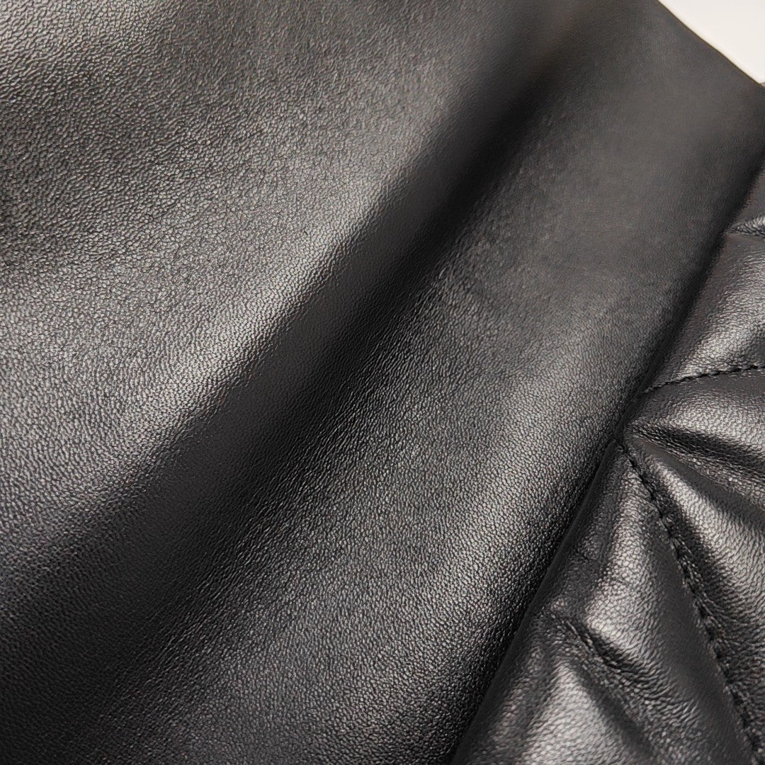 CHANEL 19 Medium Quilted Lambskin Black