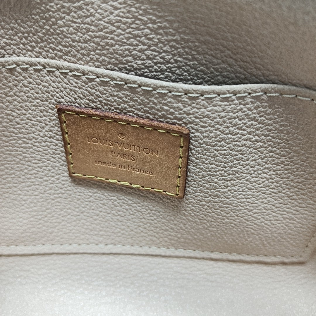 COSMETIC PM Damier Azur Coated Canvas White