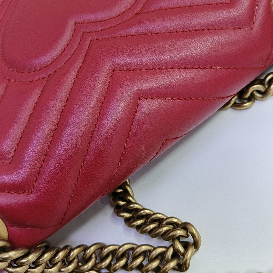 GG Marmont Medium Quilted Calfskin Red