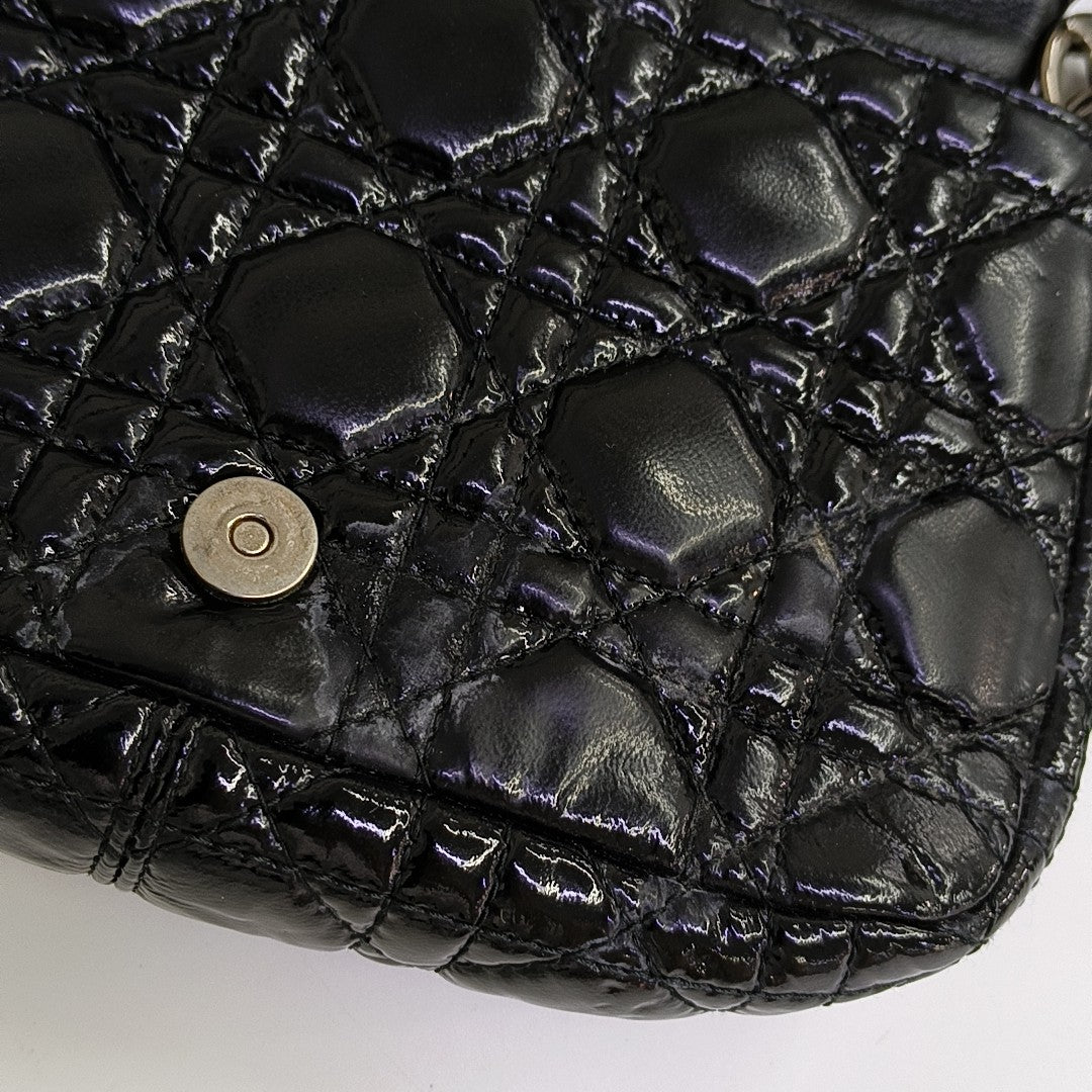 Cannage Patent Leather Shoulder Bag Black