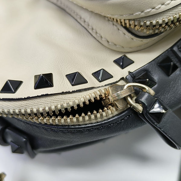Rockstud Calfskin Beige