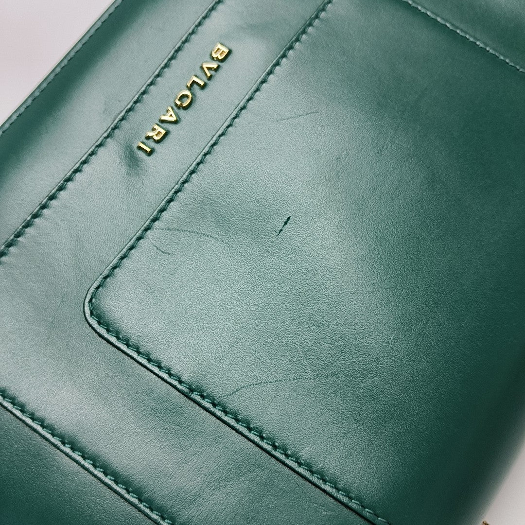 SERPENTI FOREVER Medium Calfskin Green